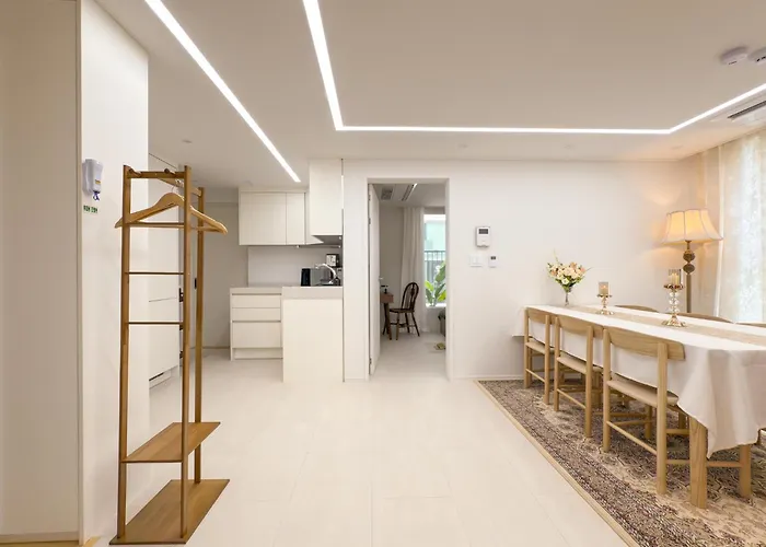Classic Brand New 3br 3 Min To Station 10 Min To Gangnam Seongsu Jamsil Seoul